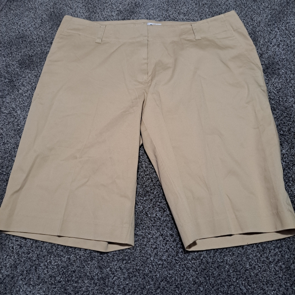 Classic Tan Women's Bermuda Shorts